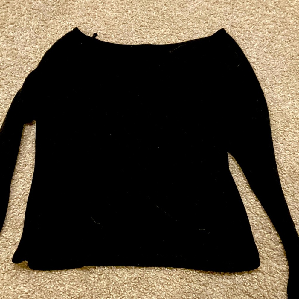 Black long sleeve shirt